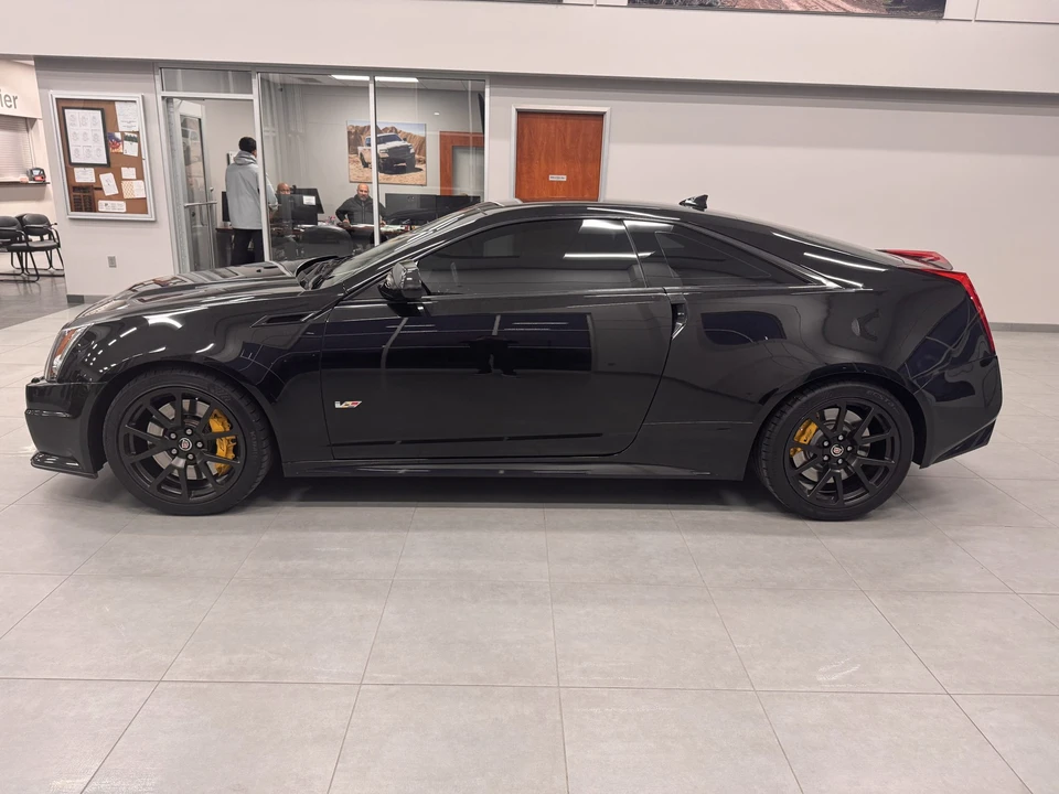 2011 Cadillac CTS-V 2nd Gen - Image 23 of 31