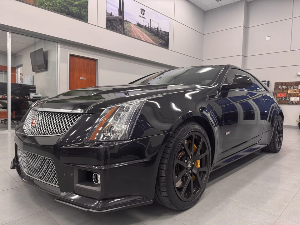 2011 Cadillac CTS-V 2nd Gen - Image 24 of 31