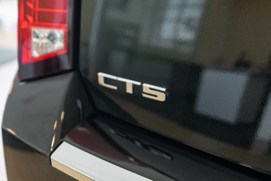 2011 Cadillac CTS-V 2nd Gen - Image 30 of 31