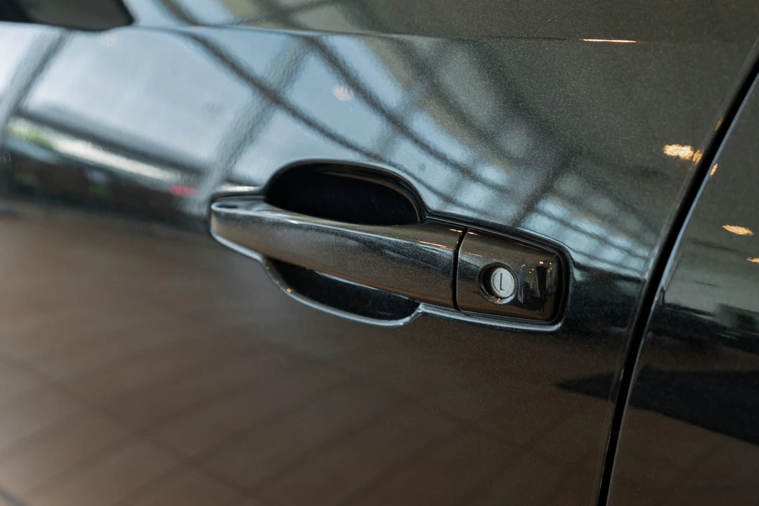 2011 Cadillac CTS-V 2nd Gen - Image 26 of 31