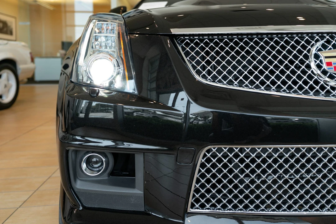 2011 Cadillac CTS-V 2nd Gen - Image 12 of 31