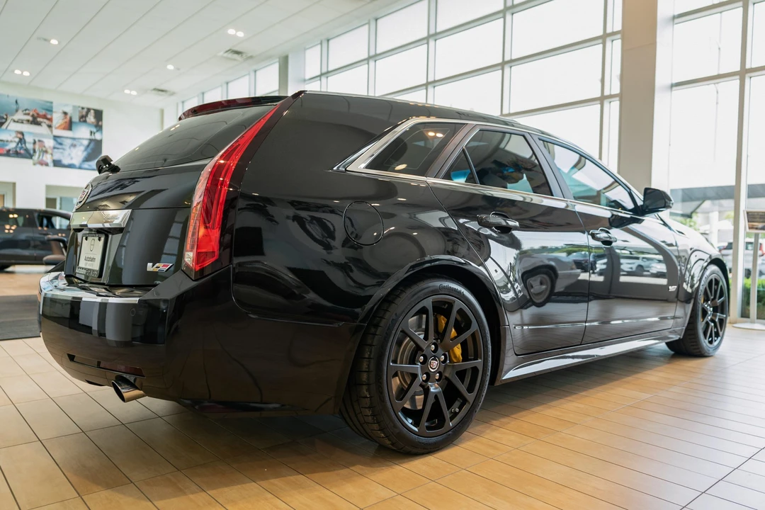 2011 Cadillac CTS-V 2nd Gen - Image 7 of 31