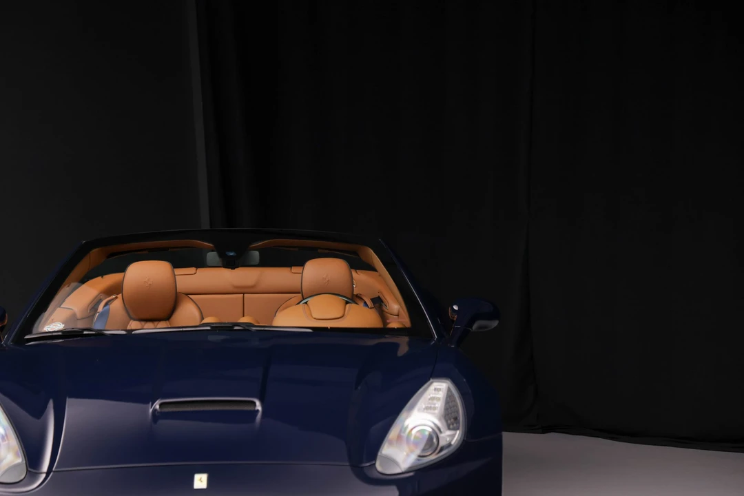 2011 Ferrari California - Image 14 of 31