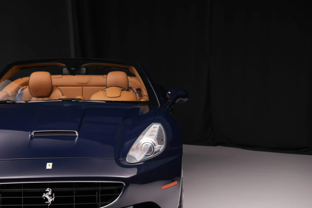 2011 Ferrari California - Image 16 of 31