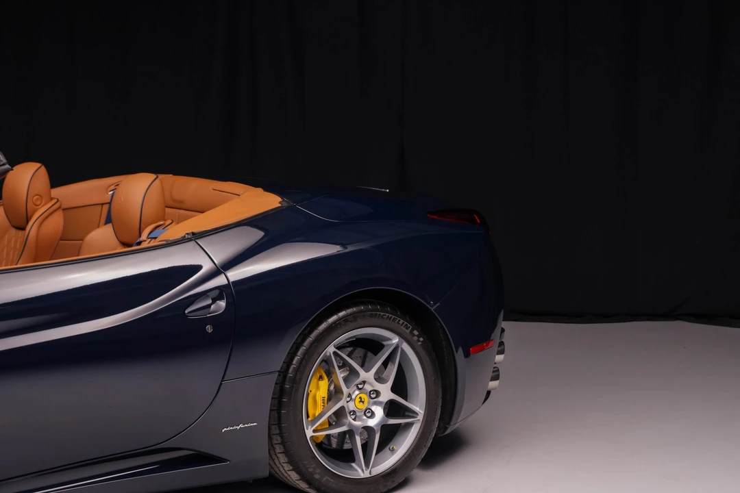 2011 Ferrari California - Image 29 of 31
