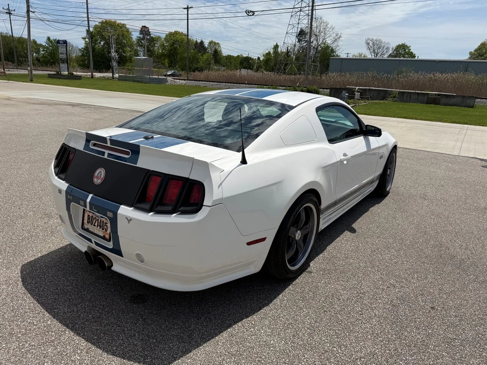 2011 Ford S197 II Shelby Mustang GT350 - Image 10 of 31