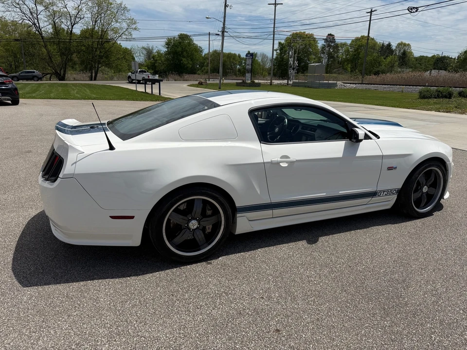 2011 Ford S197 II Shelby Mustang GT350 - Image 7 of 31