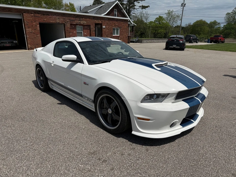 2011 Ford S197 II Shelby Mustang GT350 - Image 4 of 31