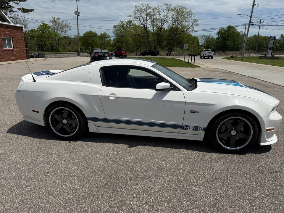 2011 Ford S197 II Shelby Mustang GT350 - Image 6 of 31