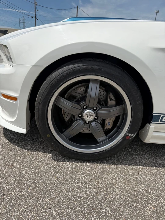 2011 Ford S197 II Shelby Mustang GT350 - Image 24 of 31