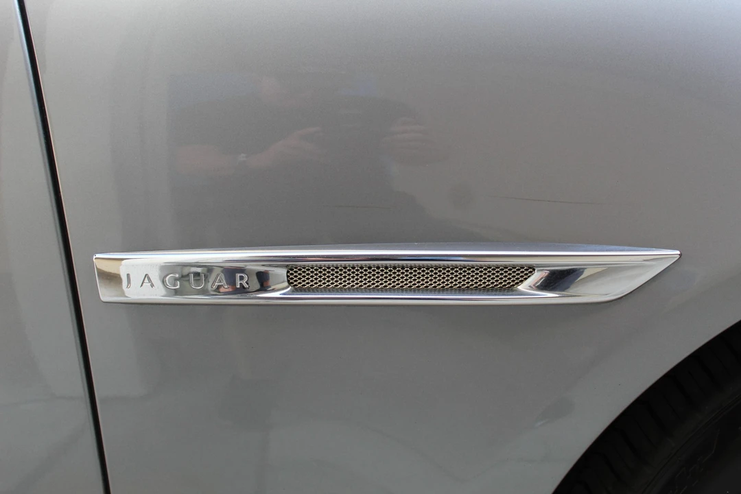 2011 Jaguar X351 XJ - Image 27 of 31