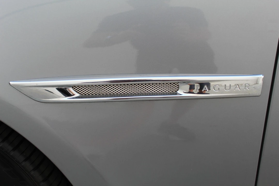 2011 Jaguar X351 XJ - Image 26 of 31