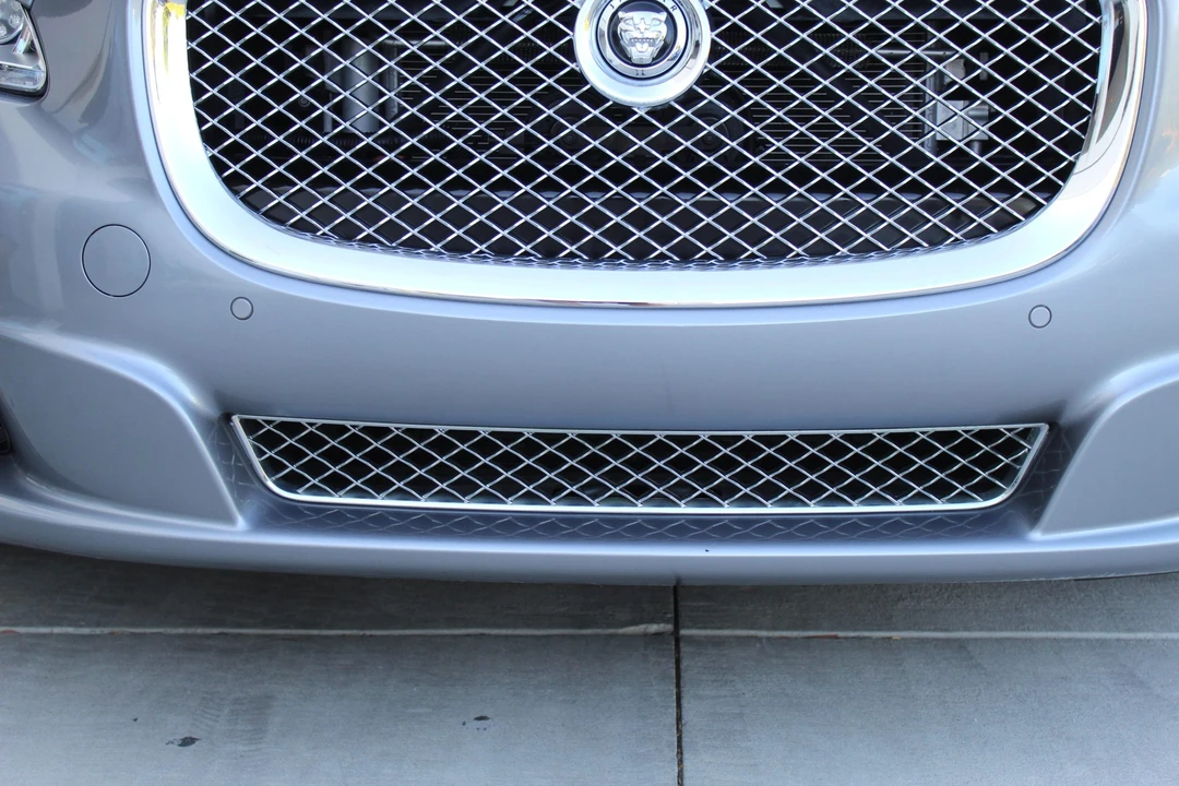 2011 Jaguar X351 XJ - Image 24 of 31