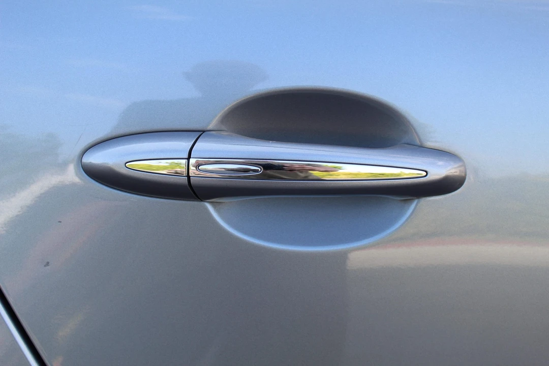 2011 Jaguar X351 XJ - Image 30 of 31