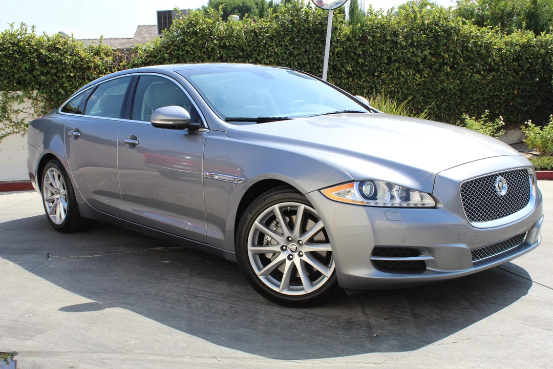 2011 Jaguar X351 XJ - Image 8 of 31