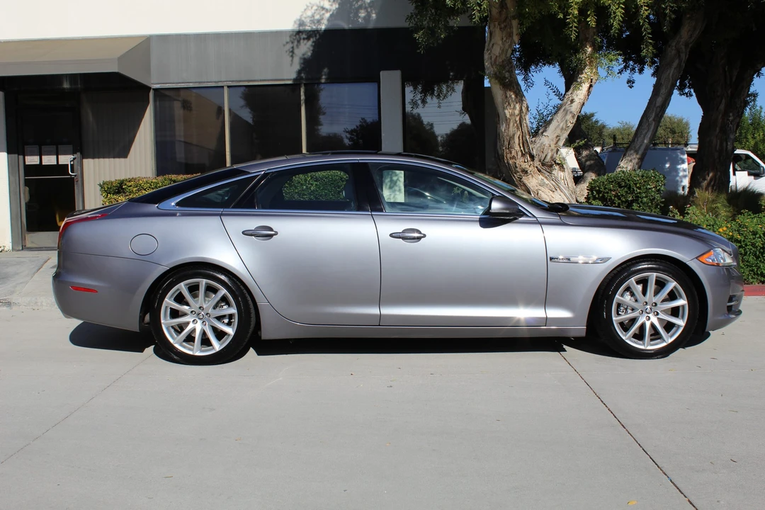 2011 Jaguar X351 XJ - Image 10 of 31