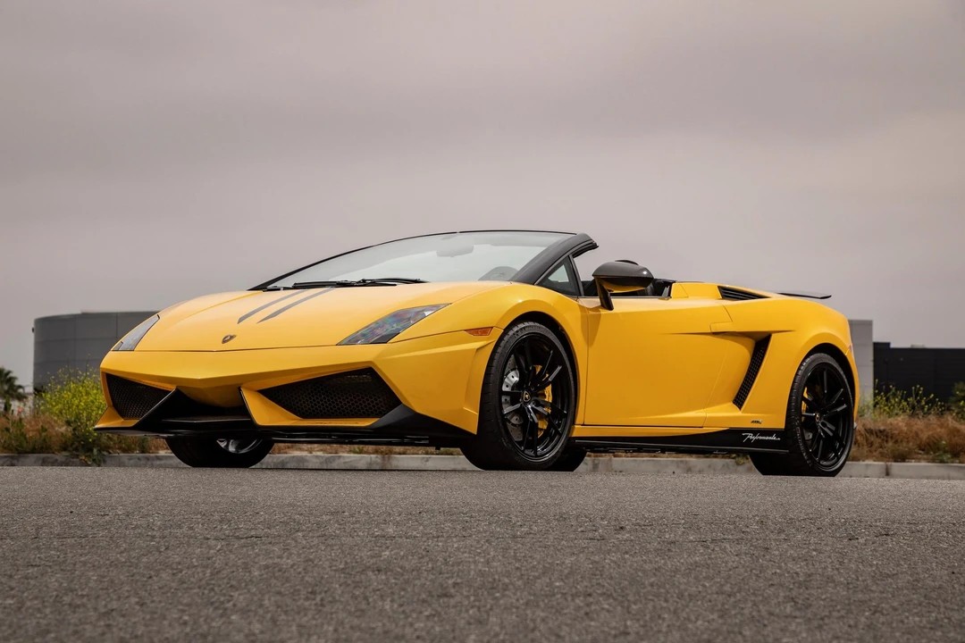 2011 Lamborghini Gallardo LP570-4 Spyder Performante - Image 6 of 31