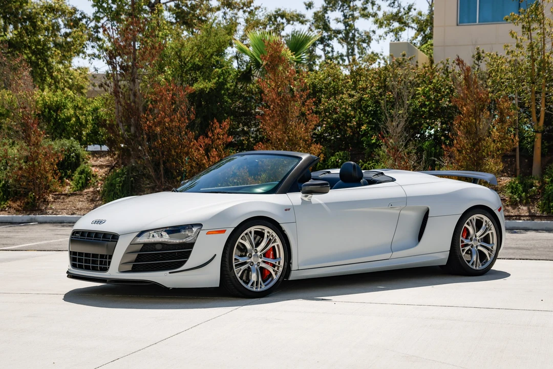 2012 Audi 42 R8 - Image 2 of 31