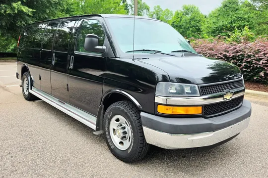 2012 Chevrolet Express 3500 Extended 15-Passenger Van