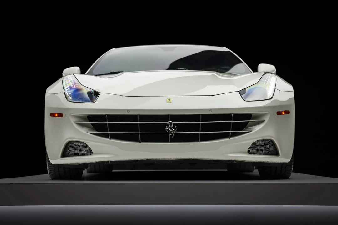 2012 Ferrari FF - Image 10 of 31