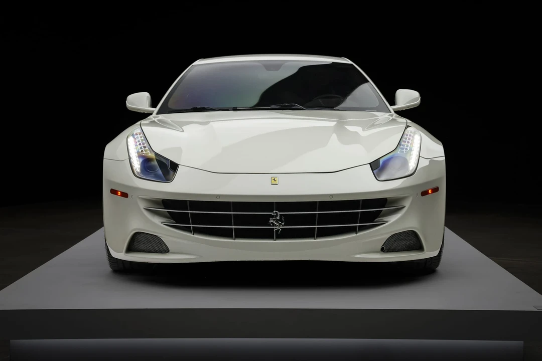 2012 Ferrari FF - Image 9 of 31