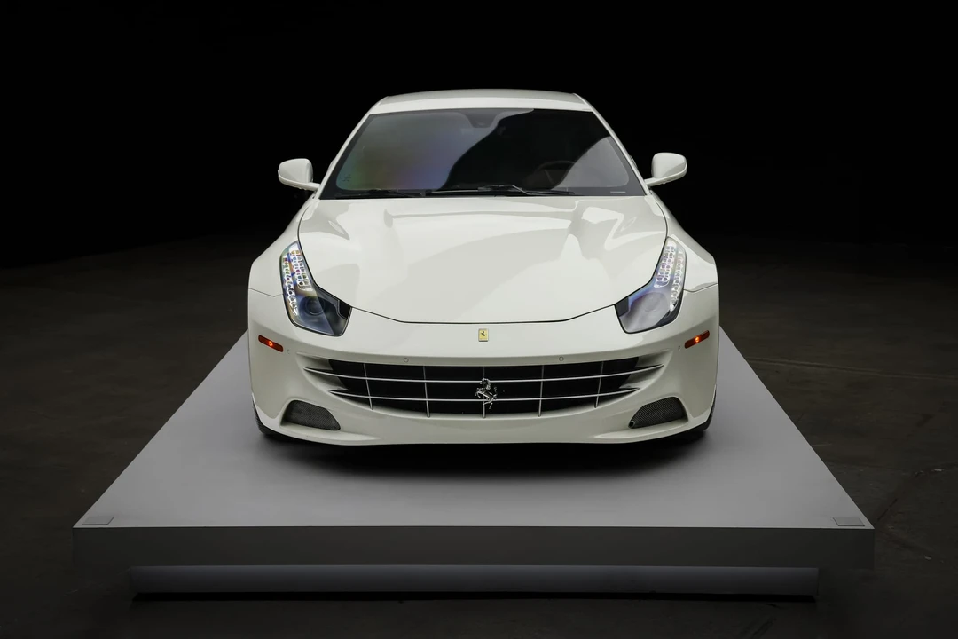 2012 Ferrari FF - Image 8 of 31