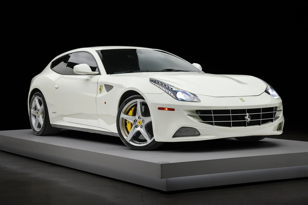 2012 Ferrari FF - Image 13 of 31