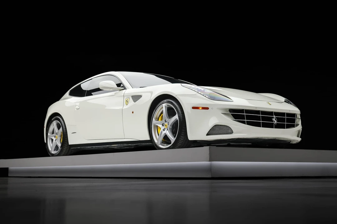 2012 Ferrari FF - Image 15 of 31