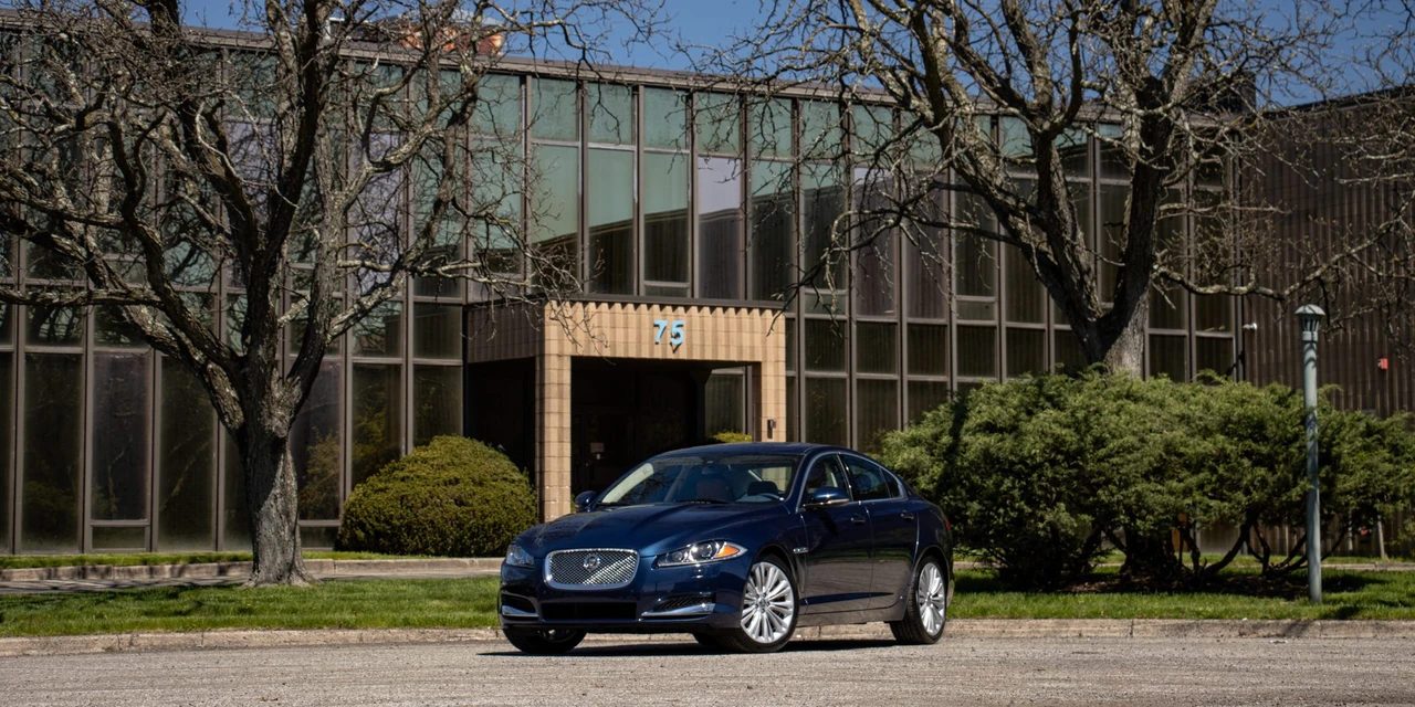 2012 Jaguar X250 XF - Image 2 of 31