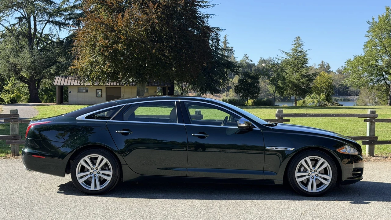 2012 Jaguar X351 XJ - Image 12 of 31