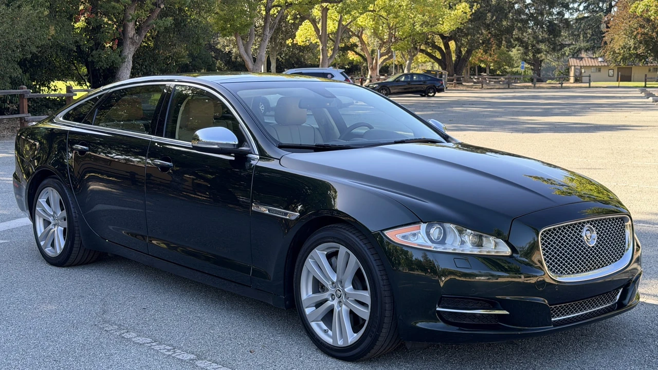 2012 Jaguar X351 XJ - Image 8 of 31
