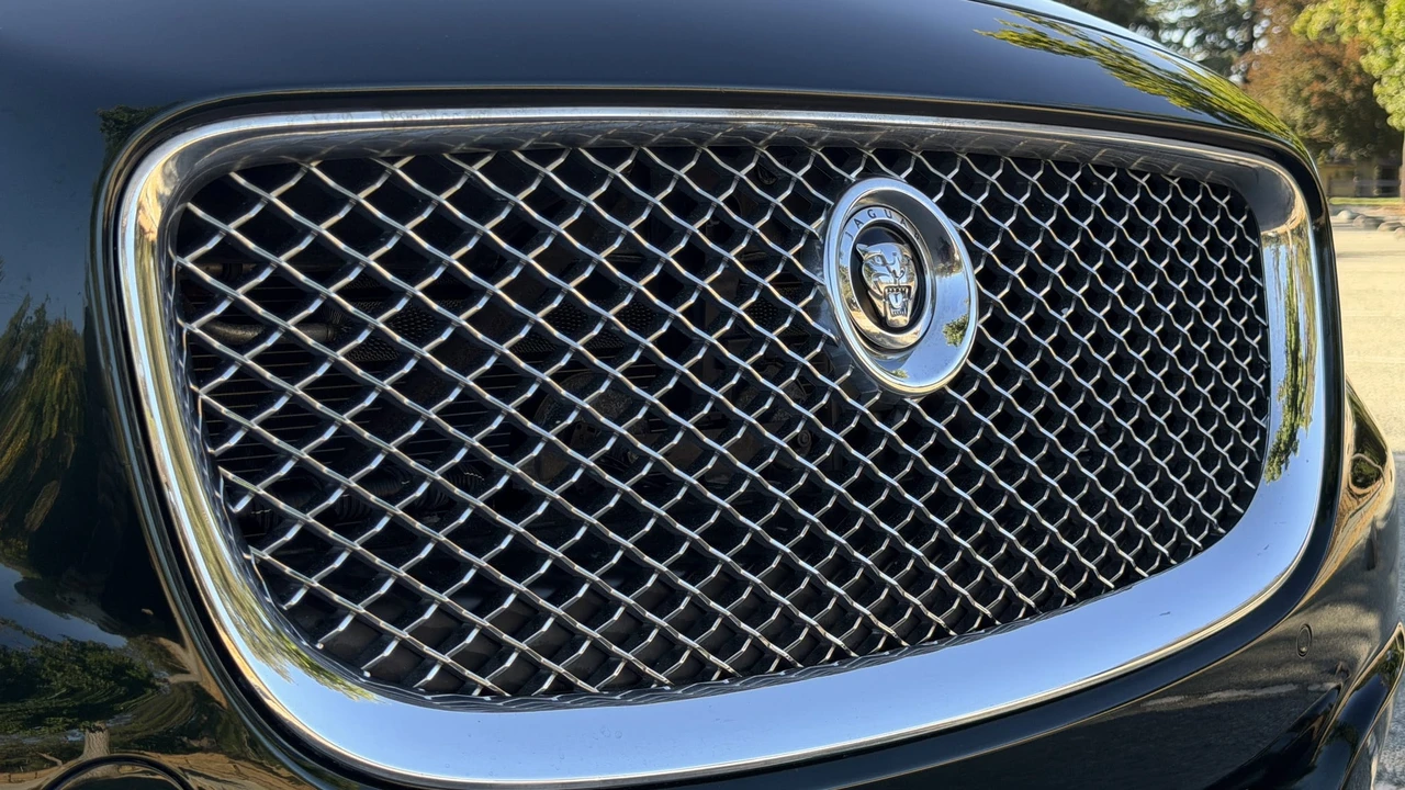 2012 Jaguar X351 XJ - Image 31 of 31