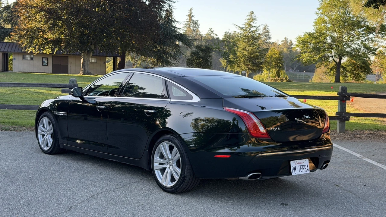 2012 Jaguar X351 XJ - Image 22 of 31