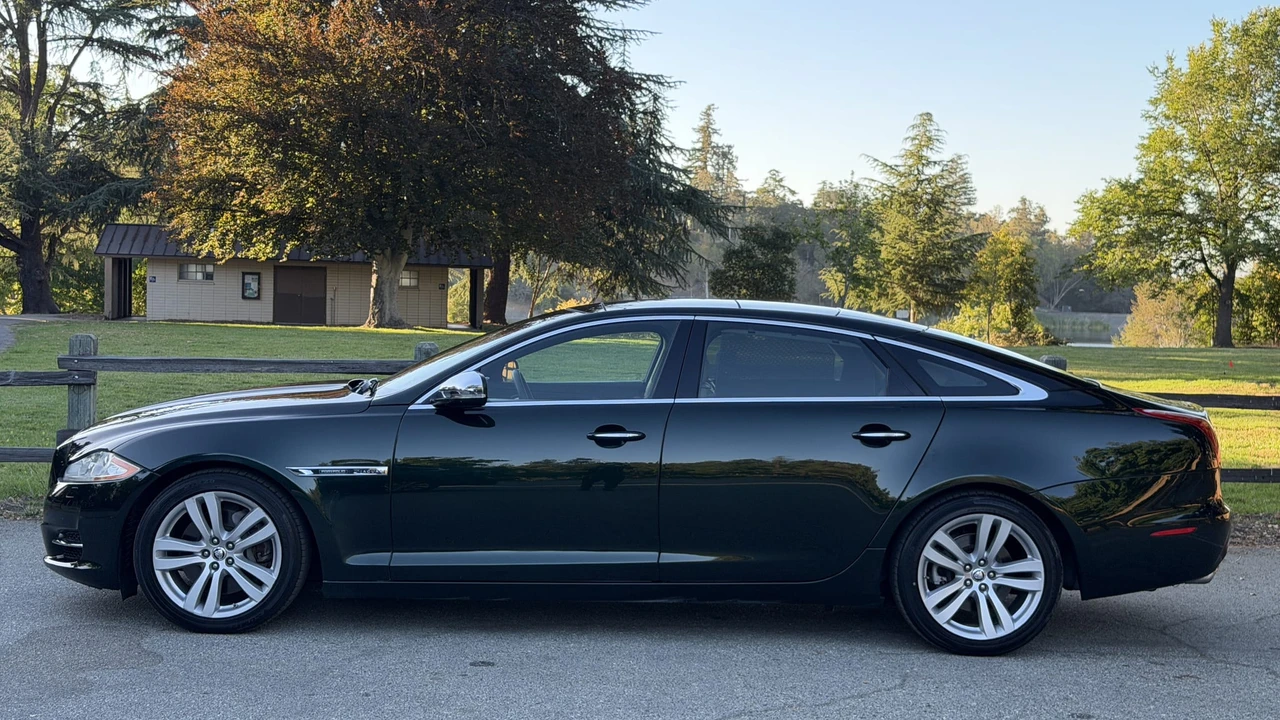 2012 Jaguar X351 XJ - Image 25 of 31