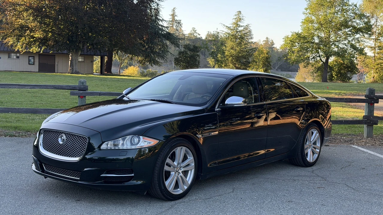 2012 Jaguar X351 XJ - Image 26 of 31