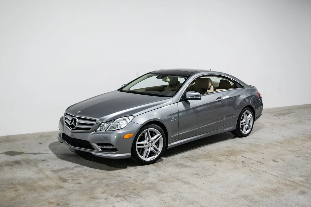 2012 Mercedes-Benz C207/A207 E-Class Coupe & Convertible - Image 2 of 31