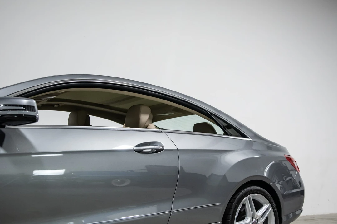 2012 Mercedes-Benz C207/A207 E-Class Coupe & Convertible - Image 25 of 31