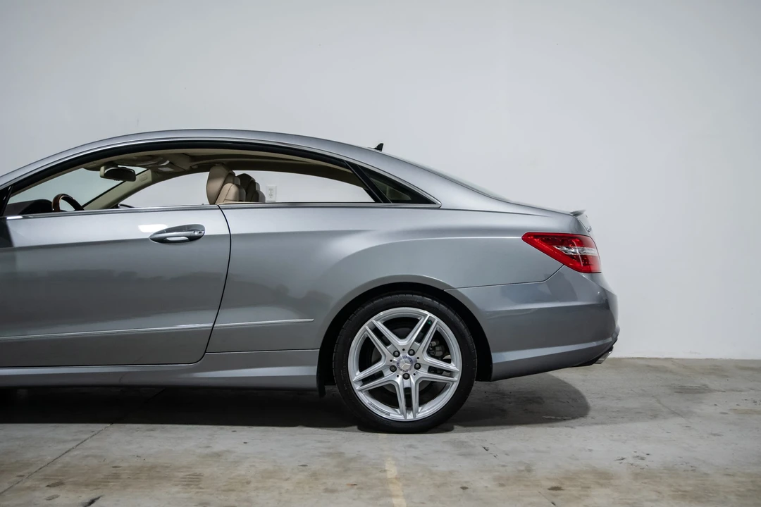 2012 Mercedes-Benz C207/A207 E-Class Coupe & Convertible - Image 27 of 31