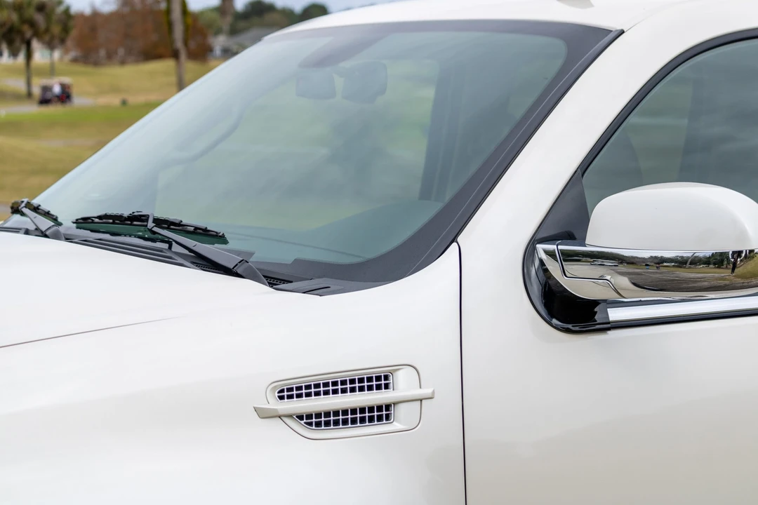 2013 Cadillac Escalade & EXT 3rd Gen - Image 23 of 31