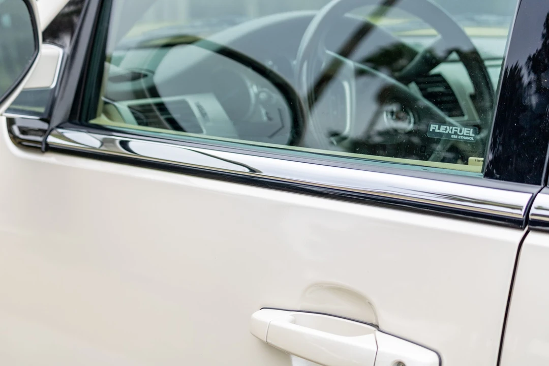 2013 Cadillac Escalade & EXT 3rd Gen - Image 22 of 31