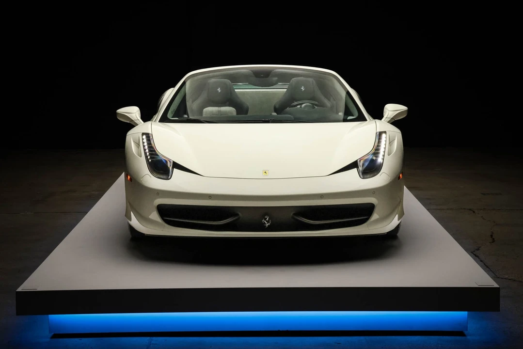 2013 Ferrari 458 Spider - Image 26 of 31