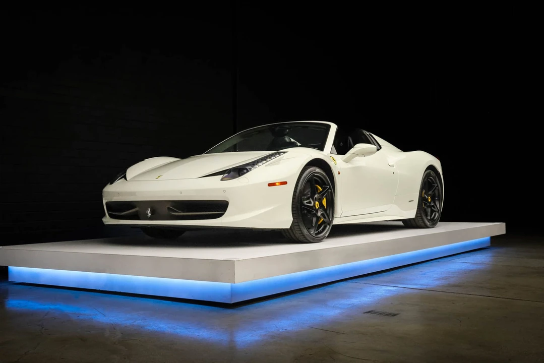 2013 Ferrari 458 Spider - Image 25 of 31