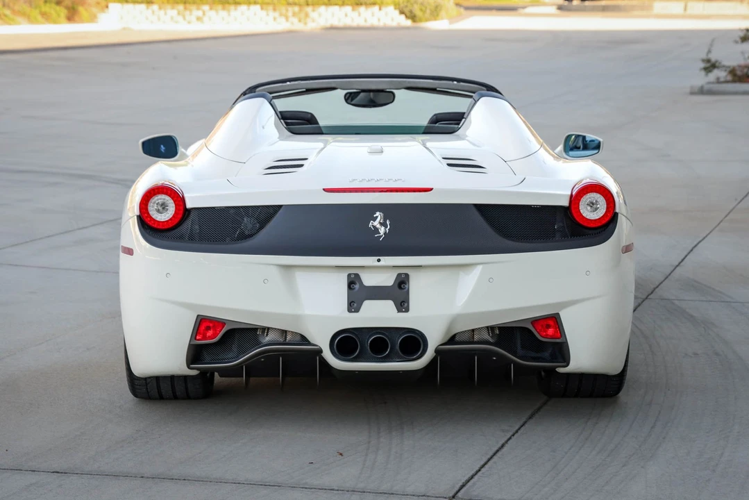 2013 Ferrari 458 Spider - Image 15 of 31