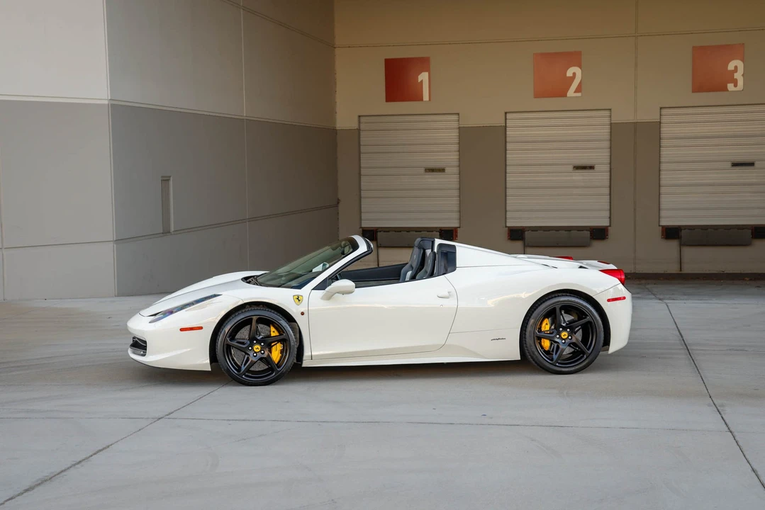 2013 Ferrari 458 Spider - Image 19 of 31