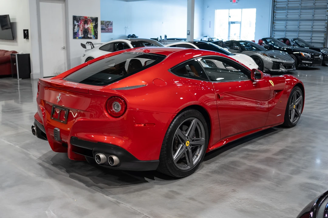 2013 Ferrari F12berlinetta - Image 13 of 31