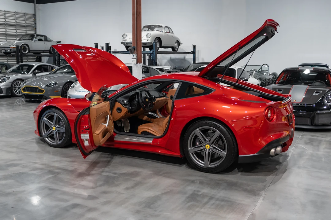 2013 Ferrari F12berlinetta - Image 21 of 31