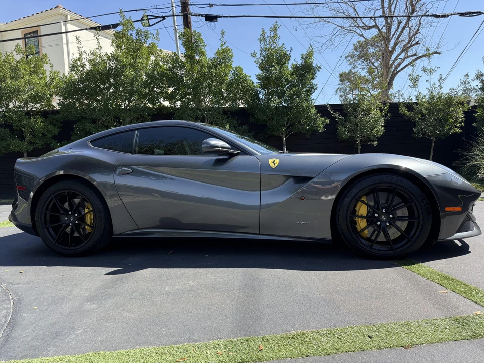 2013 Ferrari F12berlinetta - Image 21 of 31