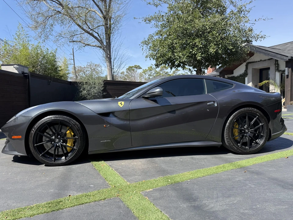 2013 Ferrari F12berlinetta - Image 8 of 31