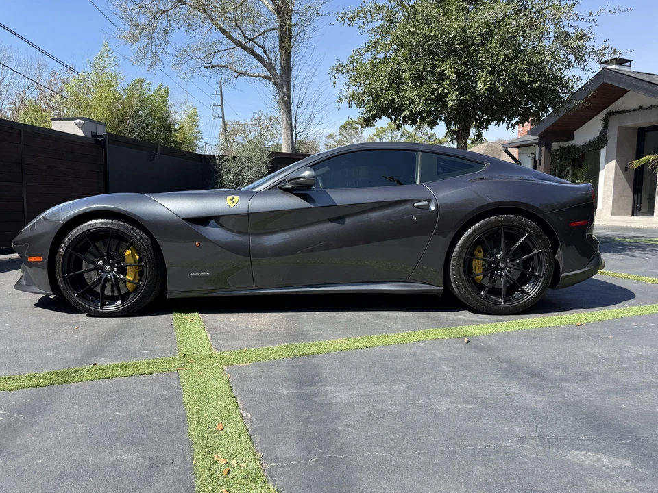 2013 Ferrari F12berlinetta - Image 9 of 31