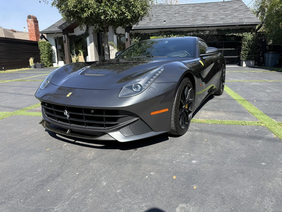 2013 Ferrari F12berlinetta - Image 2 of 31